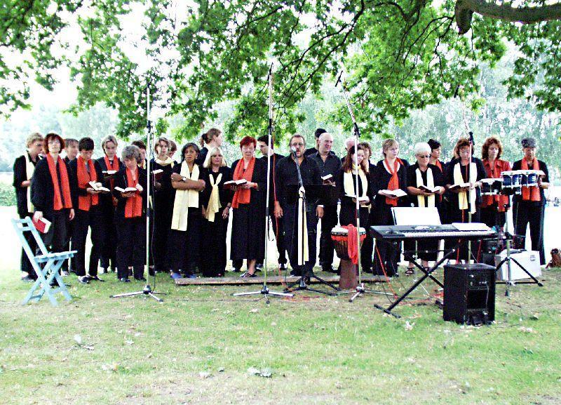 bigimg_2003 Luenne Chor.jpg
